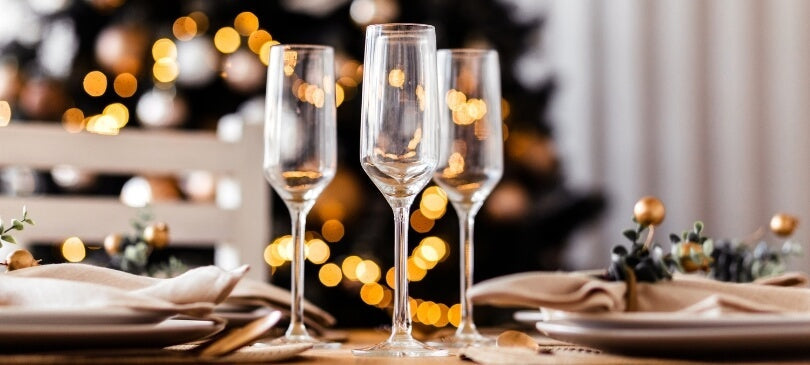 Silvesterdeko für den Tisch: So deckst du den perfekten Silvestertisch