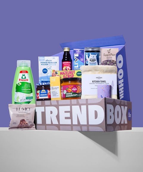 Trendbox November vor lila Hintergrund